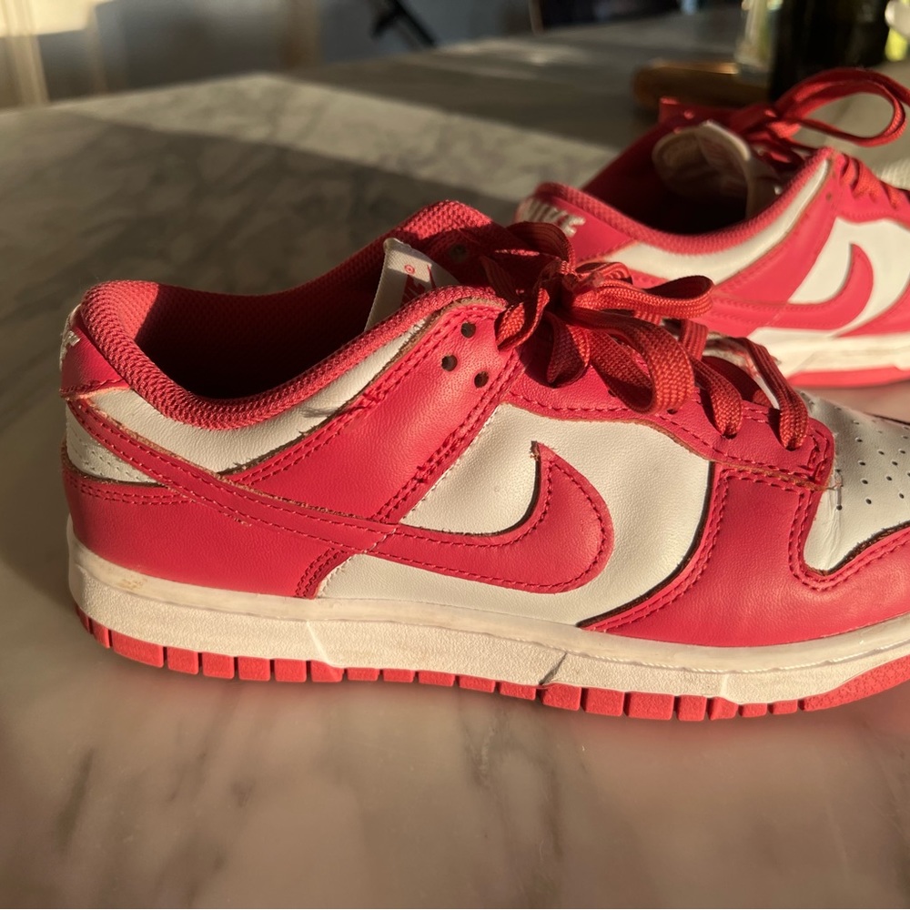 Pink and white Nike Dunks low size 6.5